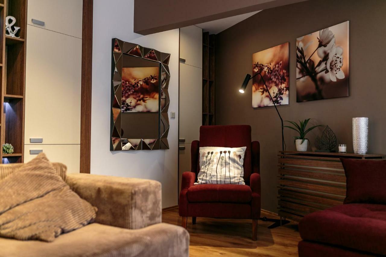 Doczy Private Apartment Debrecen Exterior foto