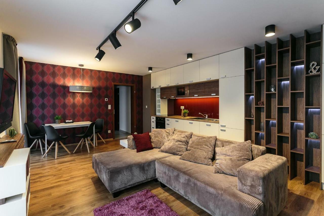 Doczy Private Apartment Debrecen Exterior foto